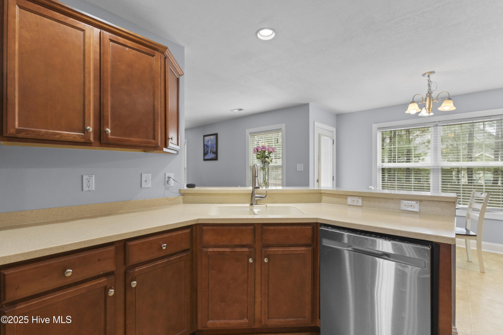 601 Brunswick Dr Jacksonville, NC 28546