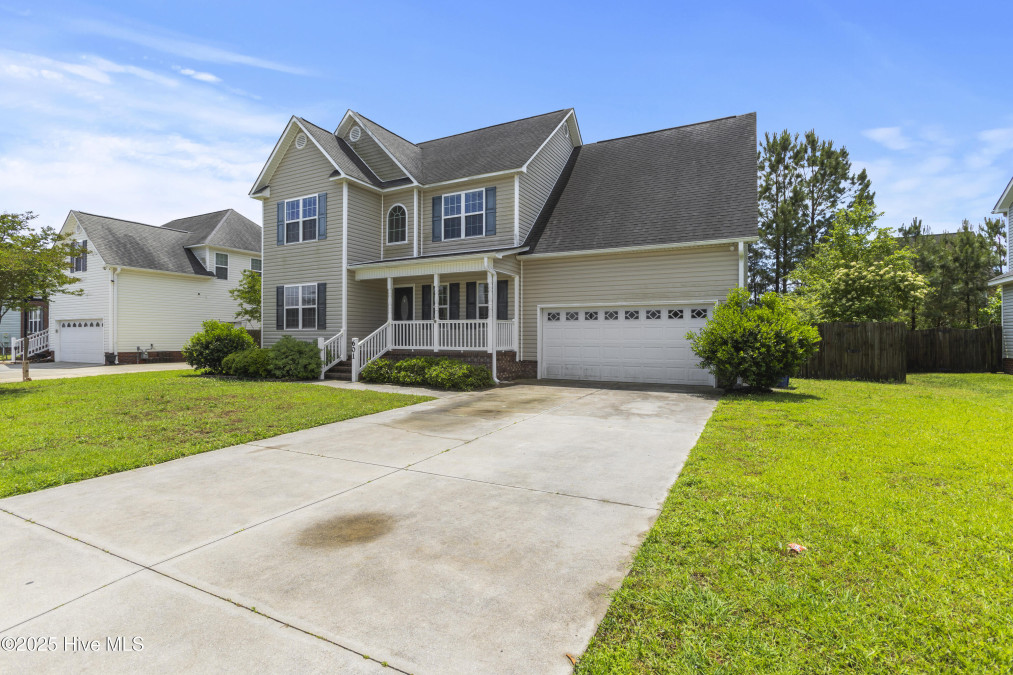 601 Brunswick Dr Jacksonville, NC 28546