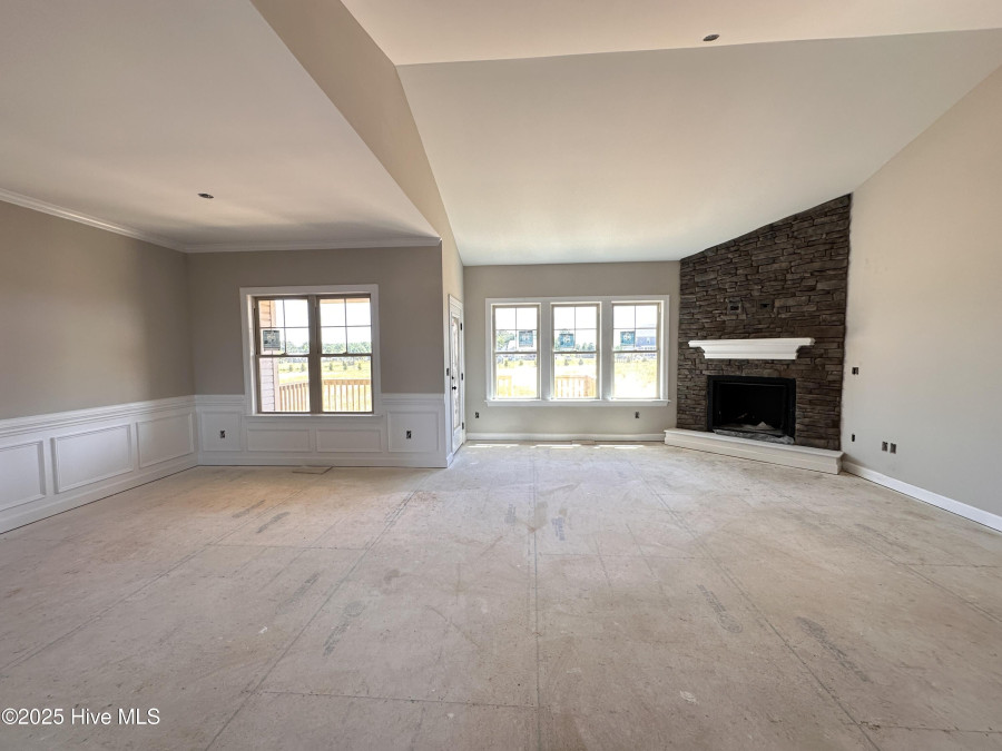 112 Royal Ave Selma, NC 27576