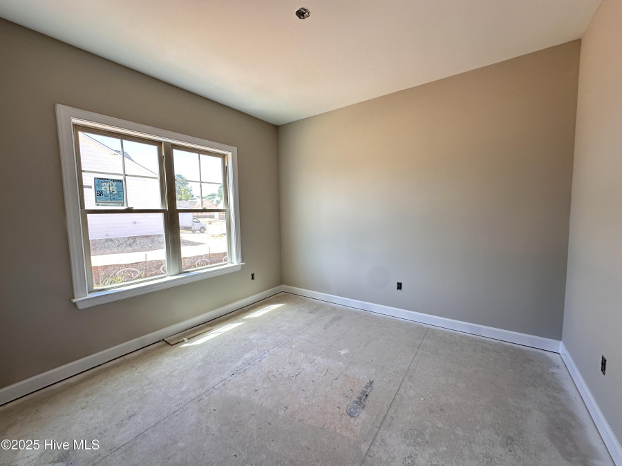 112 Royal Ave Selma, NC 27576