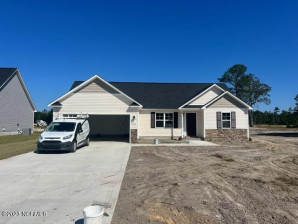 421 Windermere Rd Hubert, NC 28539