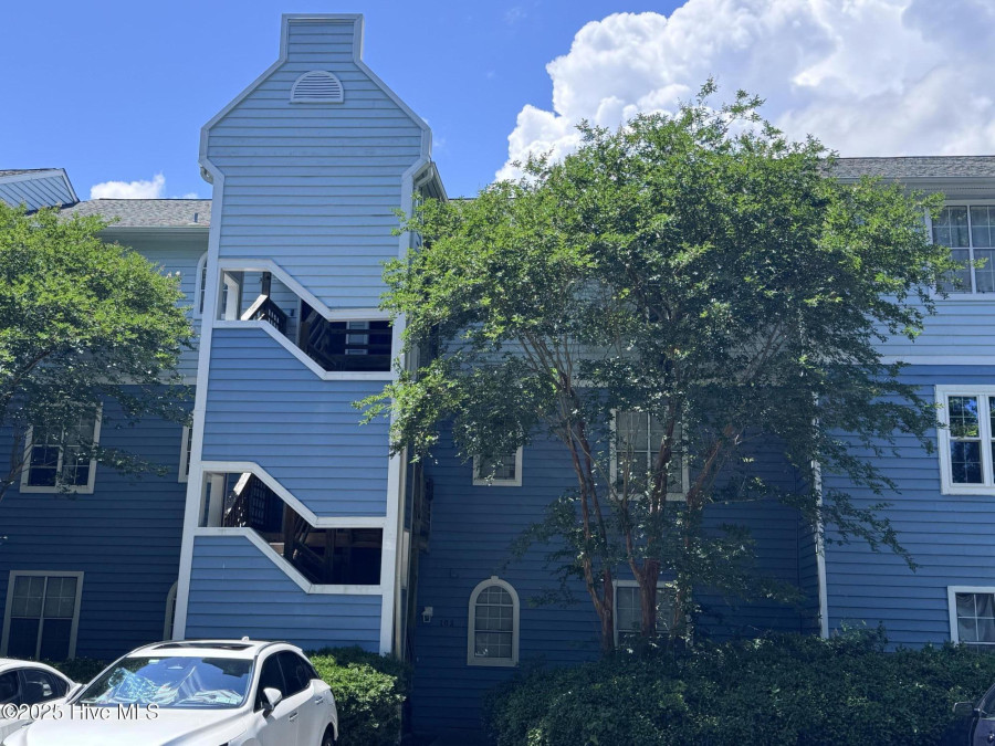 4240 Wilshire Blvd Wilmington, NC 28403