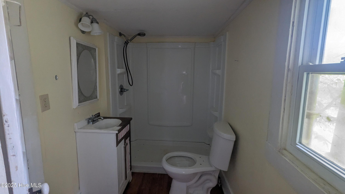 3196 Everett Chappell Rd Mount Gilead, NC 27306