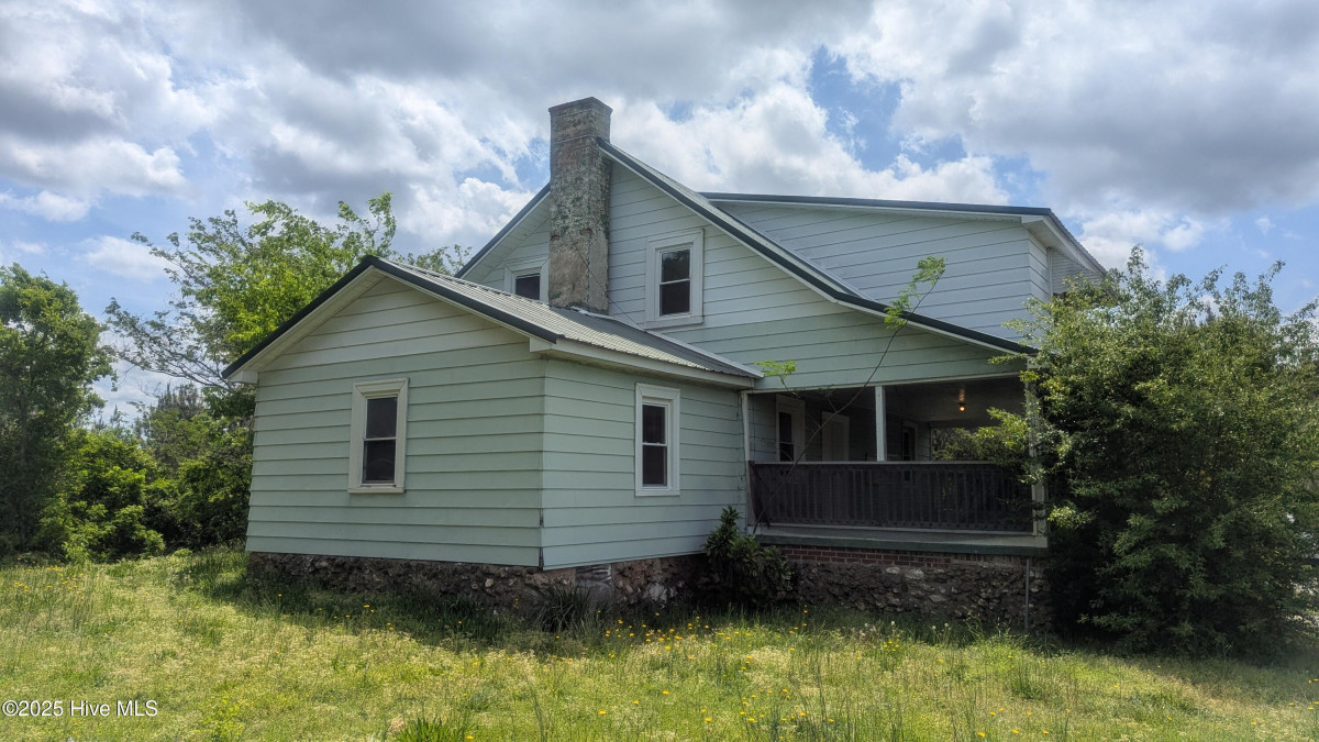 3196 Everett Chappell Rd Mount Gilead, NC 27306