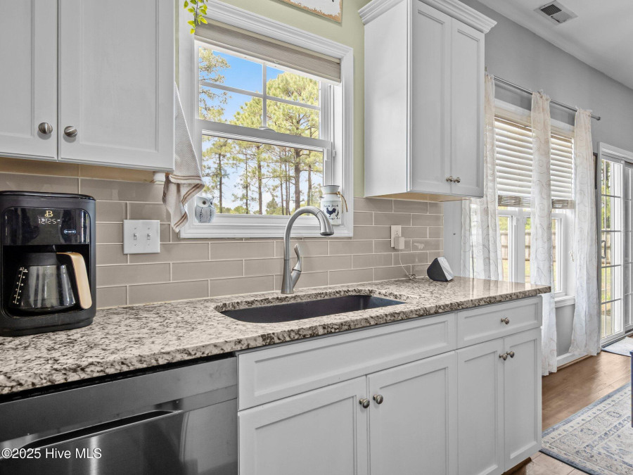 535 Aberdineshire Ct Hubert, NC 28539