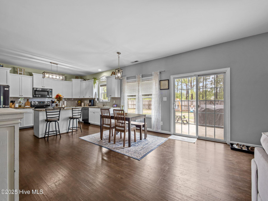 535 Aberdineshire Ct Hubert, NC 28539
