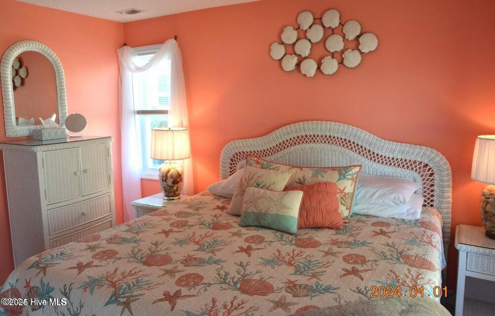 790 New River Inlet Rd North Topsail Beach, NC 28460