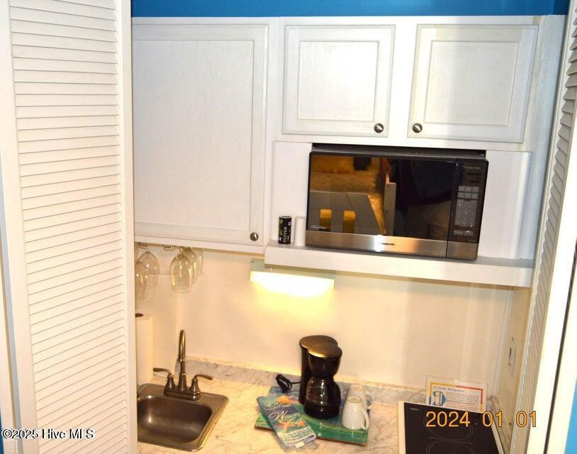 790 New River Inlet Rd North Topsail Beach, NC 28460