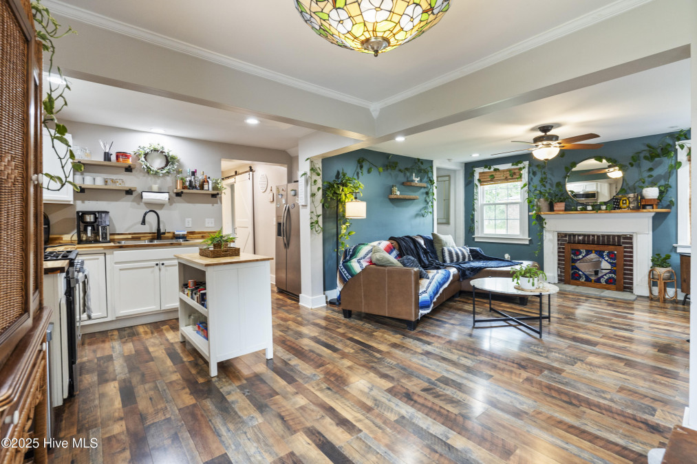 102 9th St Washington, NC 27889