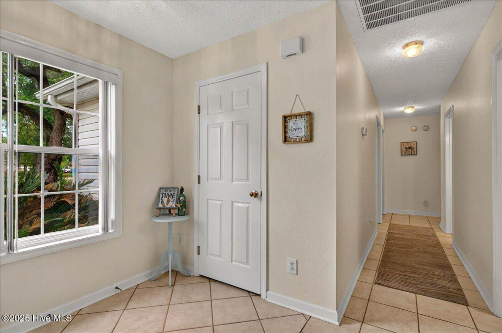 702 Shoreline Dr Sunset Beach, NC 28468