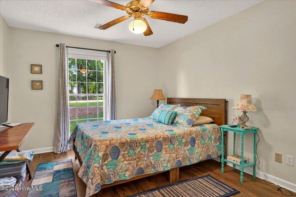 702 Shoreline Dr Sunset Beach, NC 28468