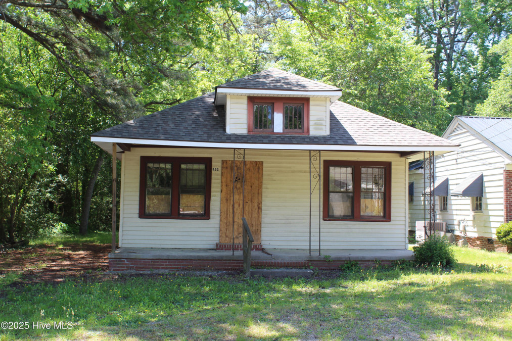933 Tyan St Rocky Mount, NC 27801