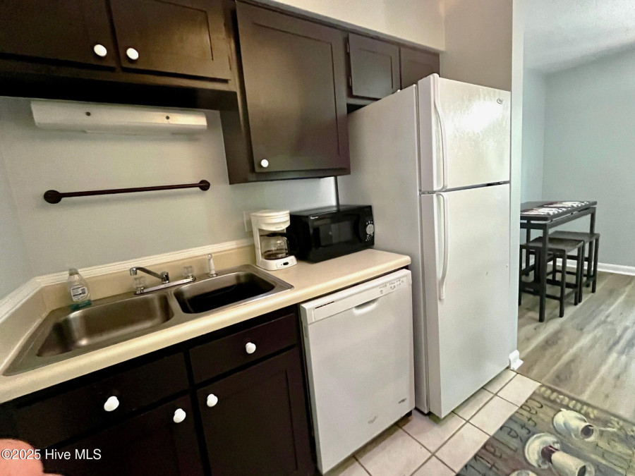 10170 Beach Dr Calabash, NC 28467