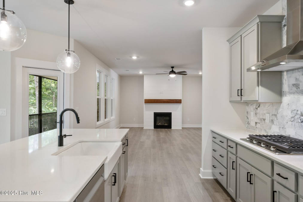 1061 Edenton Dr Calabash, NC 28467