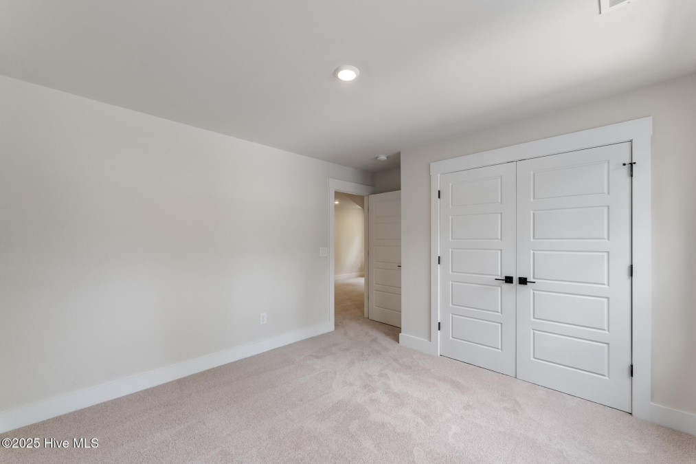 1061 Edenton Dr Calabash, NC 28467