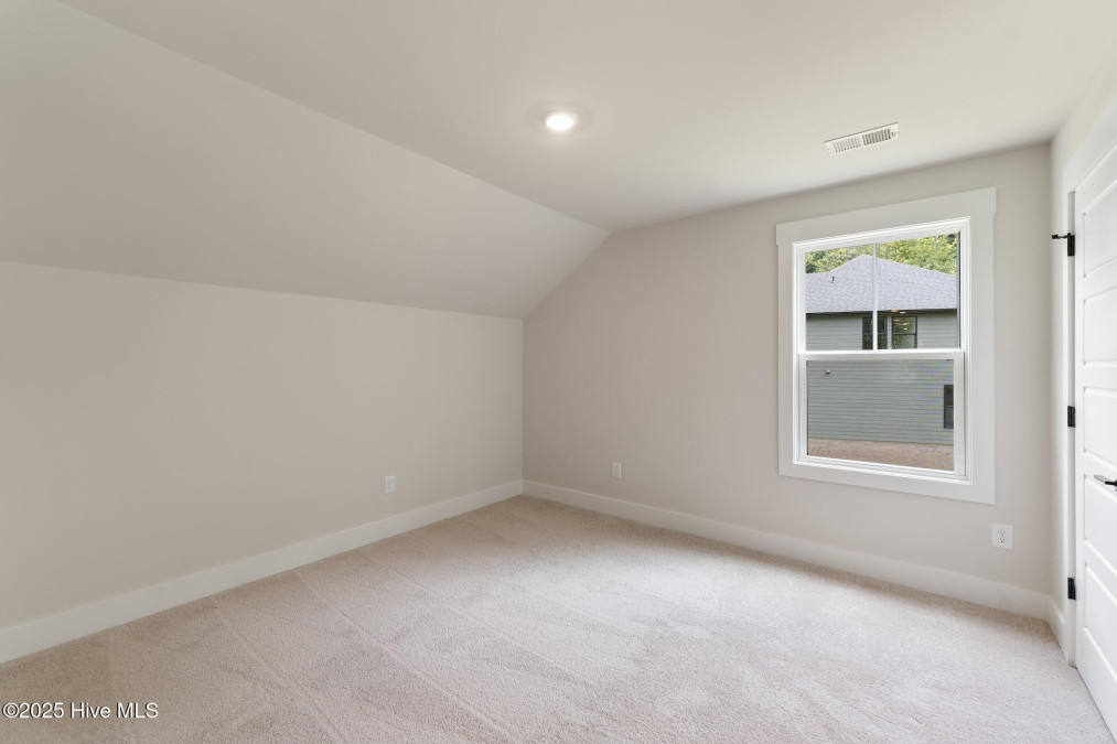 1061 Edenton Dr Calabash, NC 28467