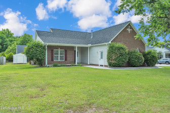 302 Fairmont Ln Jacksonville, NC 28540