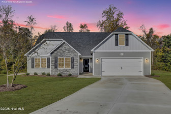 309 Cotton Hill Pl Hubert, NC 28539