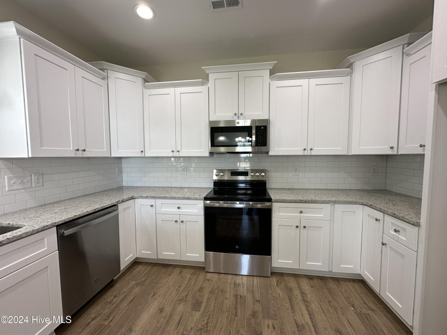 101 Baileys Pl Pikeville, NC 27863