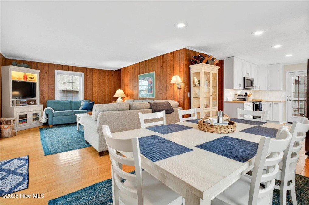 411 40th St Sunset Beach, NC 28468