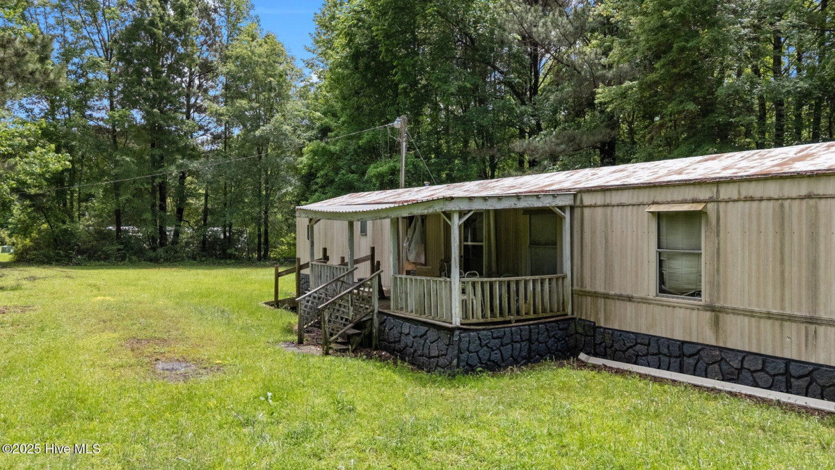 108 Jaguar Ln Scotland Neck, NC 27874