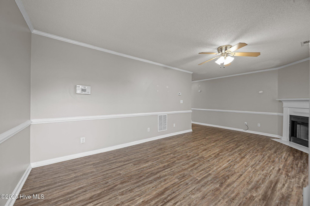 3915 Sterling Pointe Dr Winterville, NC 28590