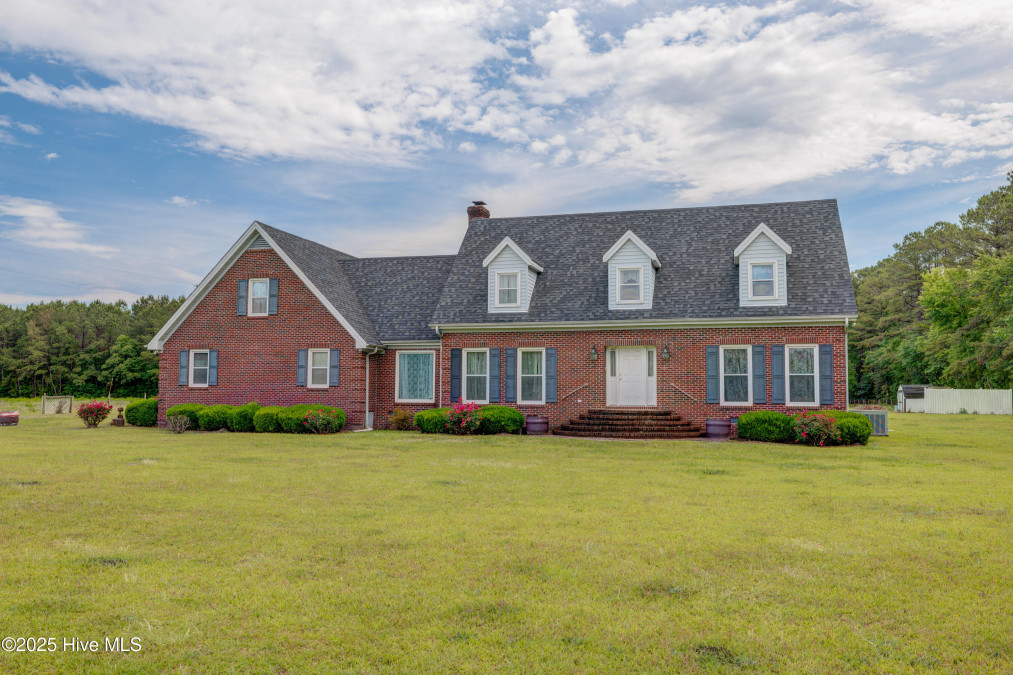 15554 Us Highway 421 Burgaw, NC 28425