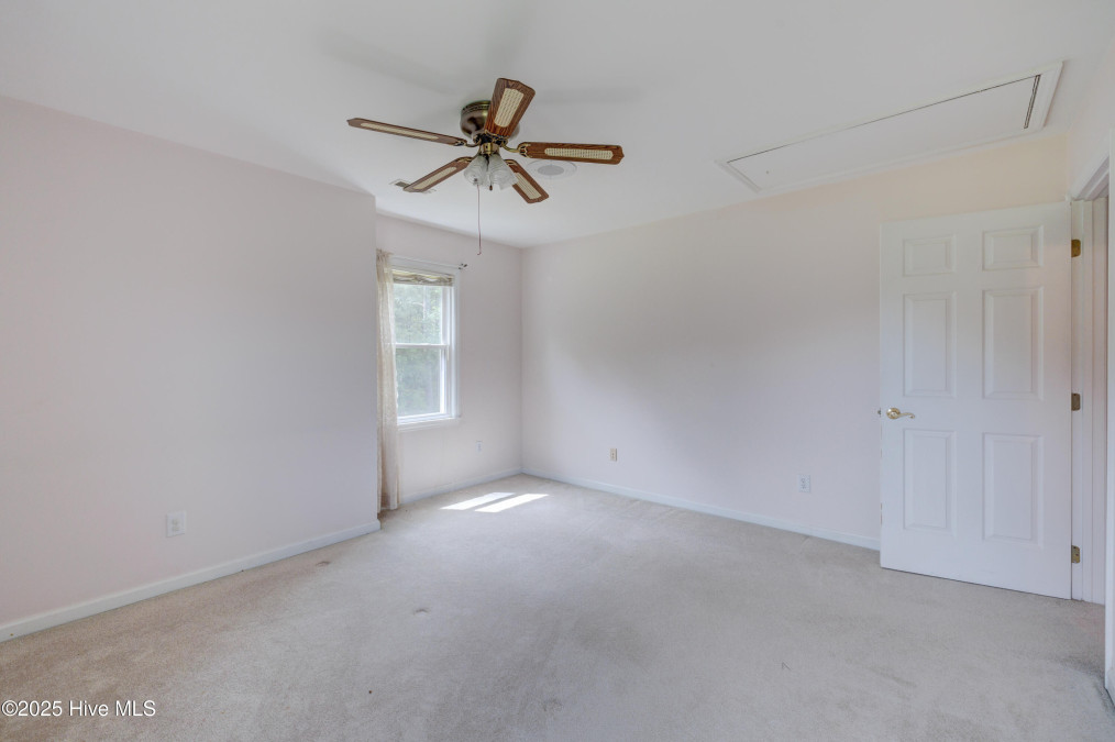 15554 Us Highway 421 Burgaw, NC 28425