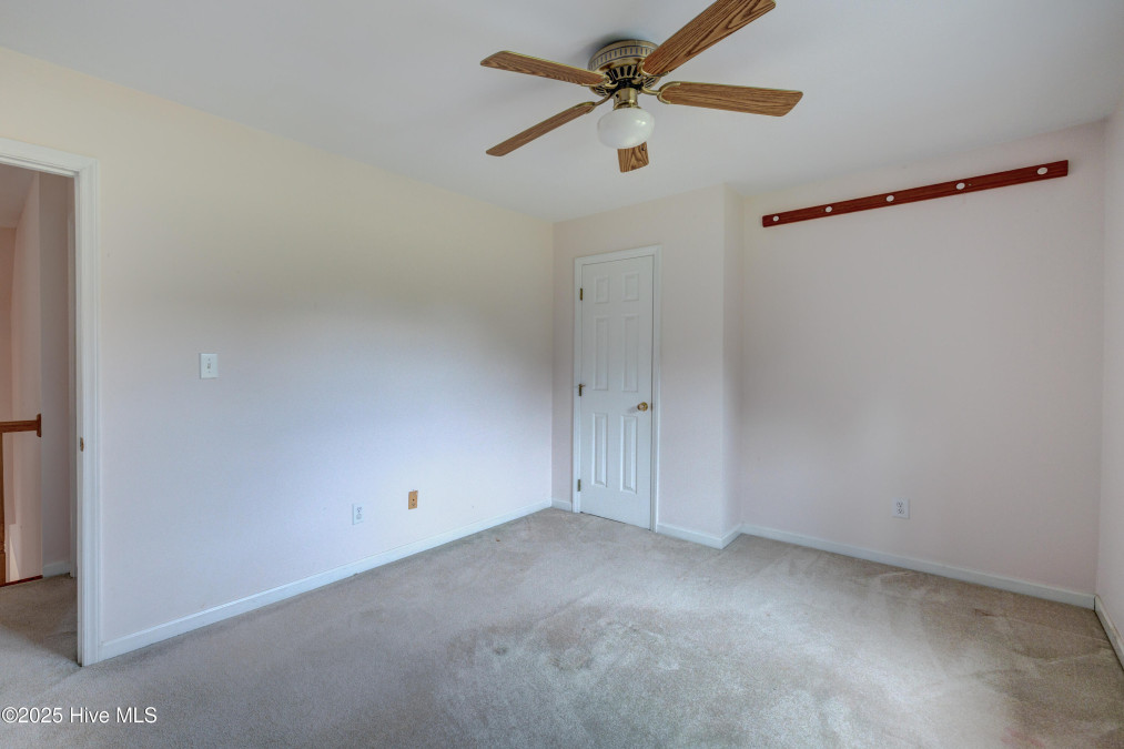 15554 Us Highway 421 Burgaw, NC 28425