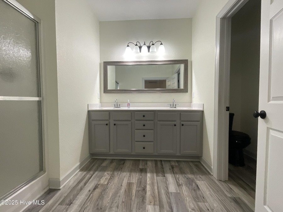 103 Lawrence Dr Elizabeth City, NC 27909