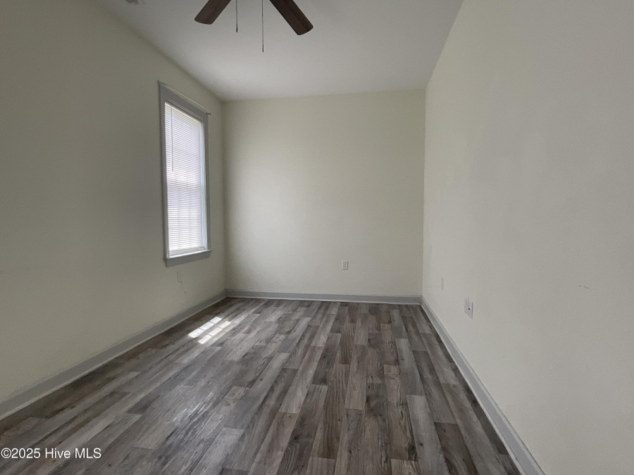 103 Lawrence Dr Elizabeth City, NC 27909