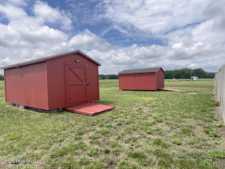 103 Lawrence Dr Elizabeth City, NC 27909
