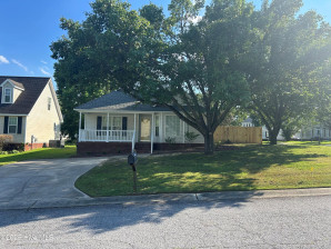 3400 Governors Ln Greenville, NC 27858