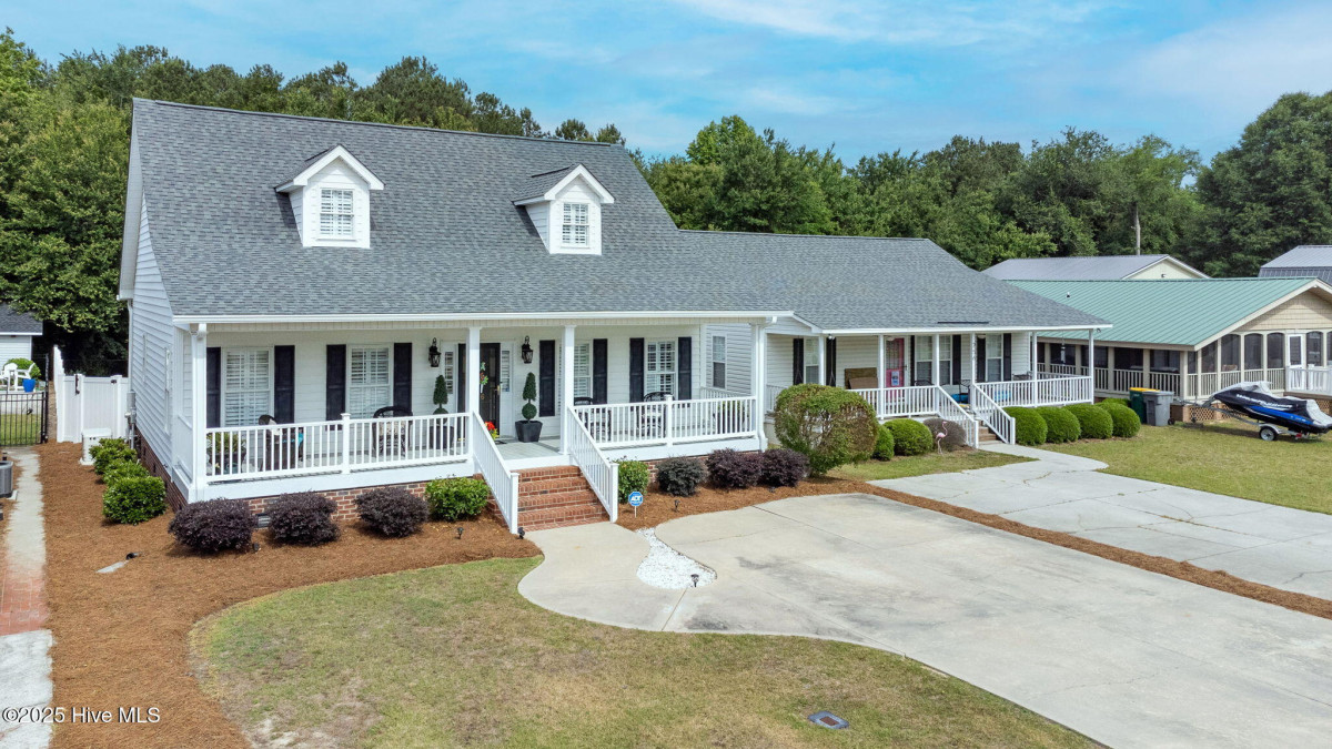 266 Turtle Cove Dr Elizabethtown, NC 28337