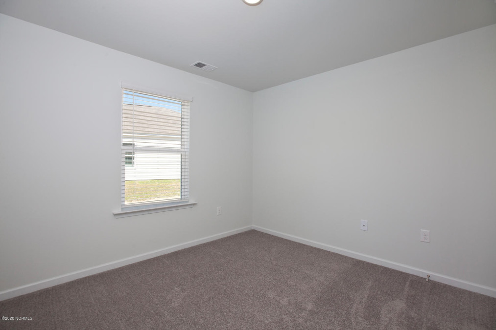 2316 Emerald Ave Castle Hayne, NC 28429