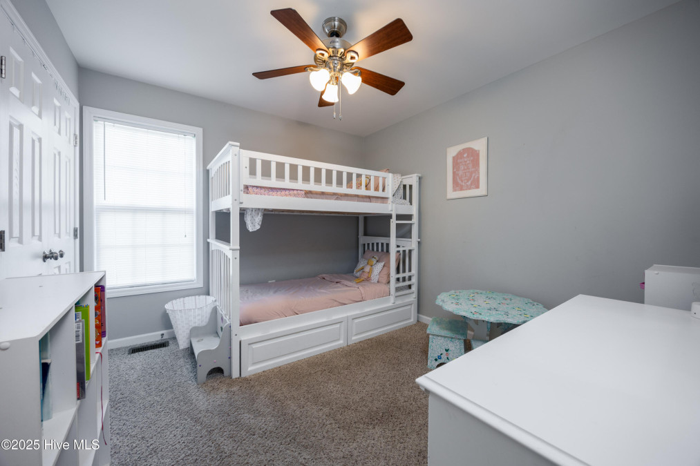 104 Northgate Ln Clinton, NC 28328