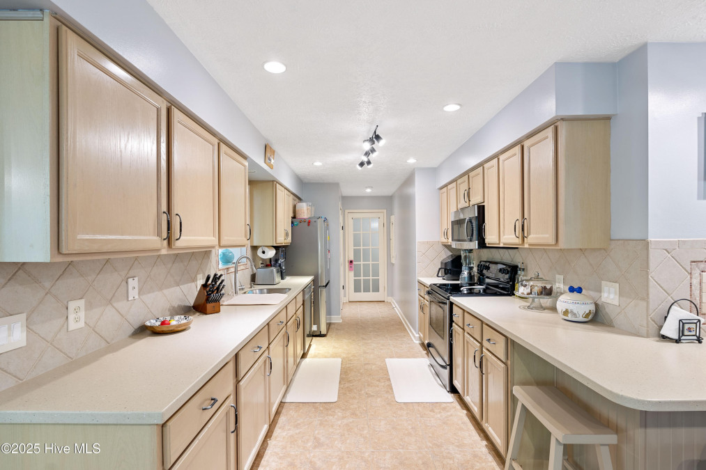 6044 Saint Andrews Dr Sanford, NC 27332