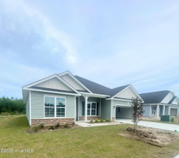 2011 Medina Spirit St New Bern, NC 28562