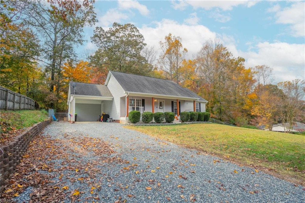 234 Garland Dr Lexington, NC 27295