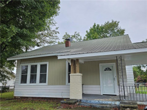 238 Broad St Lexington, NC 27295