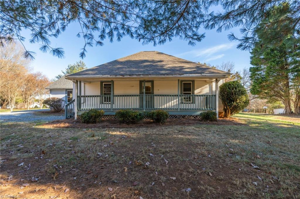 1105 Jonestown Rd, Winston Salem, NC 27103 MLS 1127125