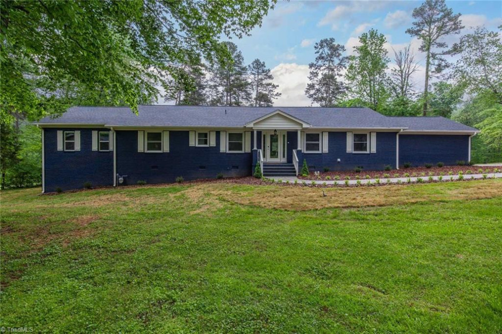 104 Shawnee Cir Lexington, NC 27295