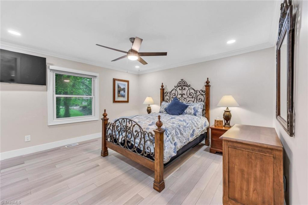 104 Shawnee Cir Lexington, NC 27295
