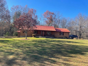 196 George St Mount Airy, NC 27030