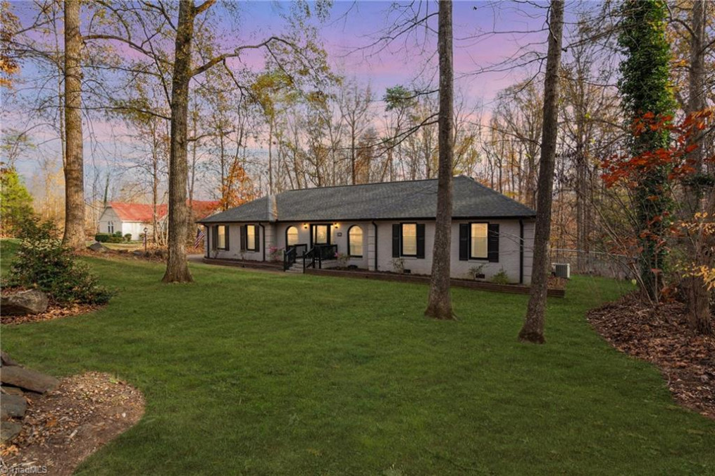 2504 Moss Creek Loop Elon, NC 27244