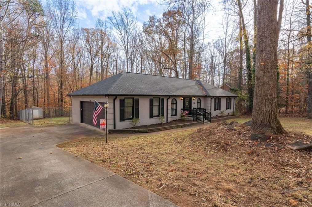 2504 Moss Creek Loop Elon, NC 27244