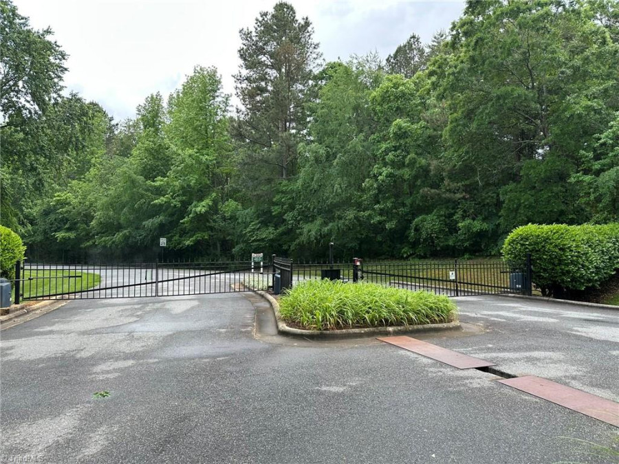 408 Emerald Bay Dr Salisbury, NC 28146