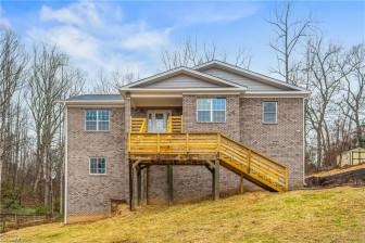 442 Christine Ct Winston Salem, NC 27127