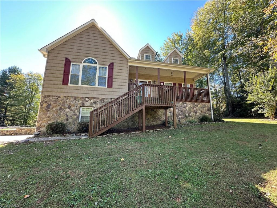 216 Mill Brook Dr Millers Creek, NC 28651