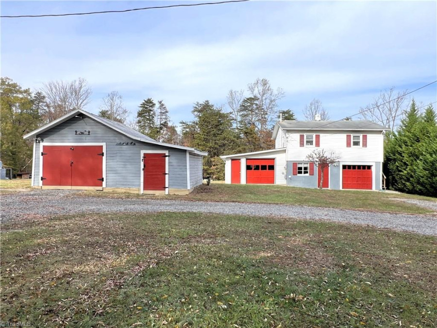 665 Settlement Loop Stoneville, NC 27048